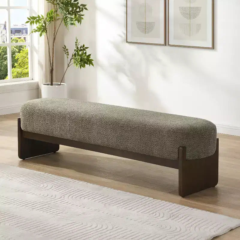Pouffe en fil bouclé rembourré en hévéa moderne Arabella 64