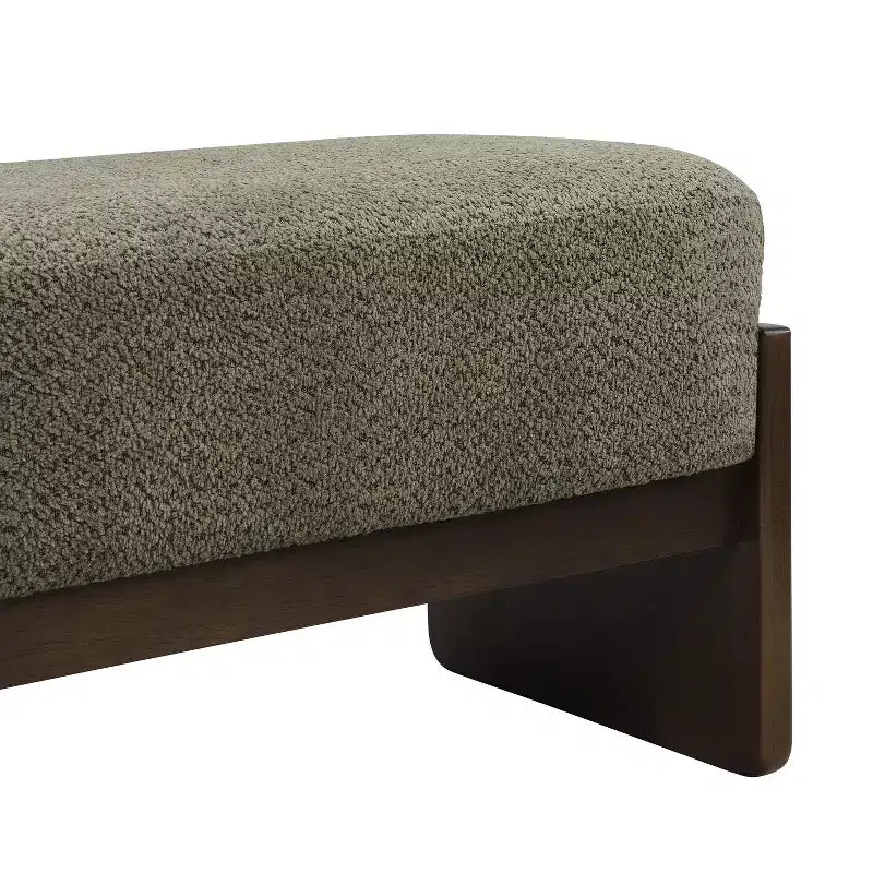 Pouffe en fil bouclé rembourré en hévéa moderne Arabella 64