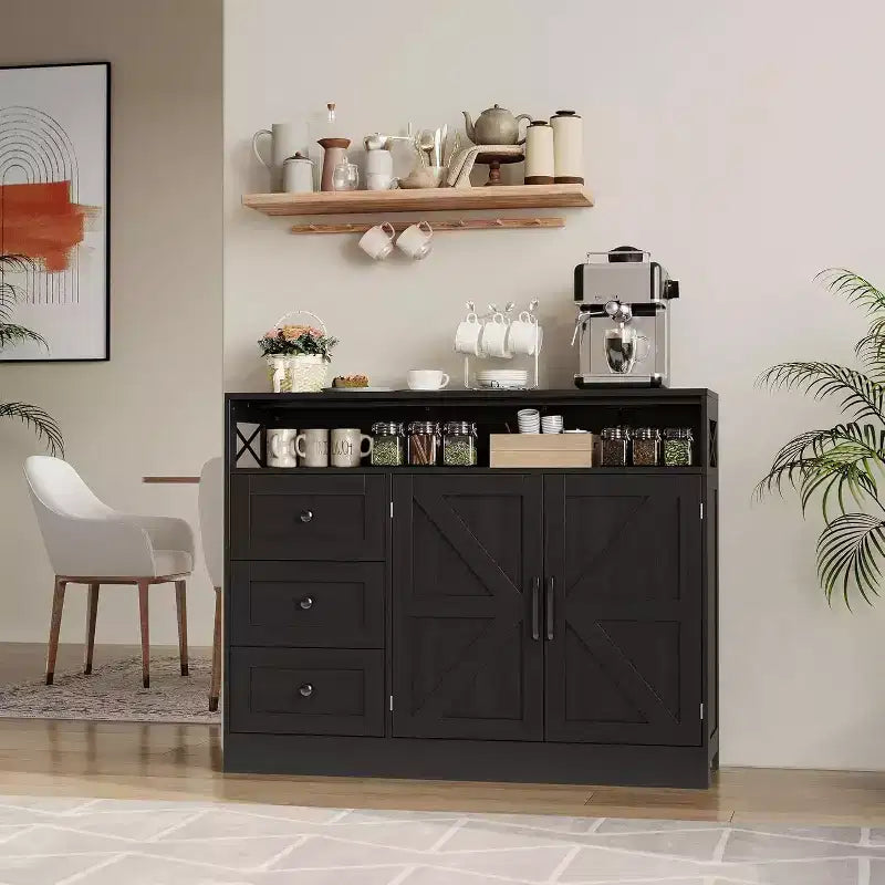 47.2 Buffet de cuisine moderne style Ferme avec rangement, prise de courant intégrée, 3 tiroirs et 2 portes coulissantes, Grande table de bar à café en bois