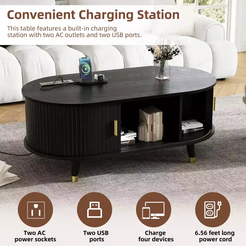 Meuble TV cannelé et table basse en bois de style moderne du milieu du siècle Olivia avec station de charge, portes coulissantes et rangement