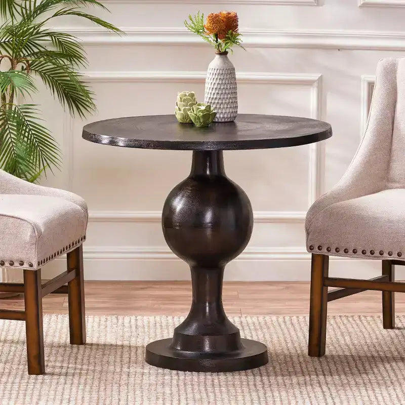 Table à manger circulaire Devries en aluminium, faite à la main et de style moderne