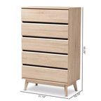 Commode 5 tiroirs Mirren en chêne clair marron/gris foncé : Bois composite, Rangement vertical, Quincaillerie anti-basculement incluse