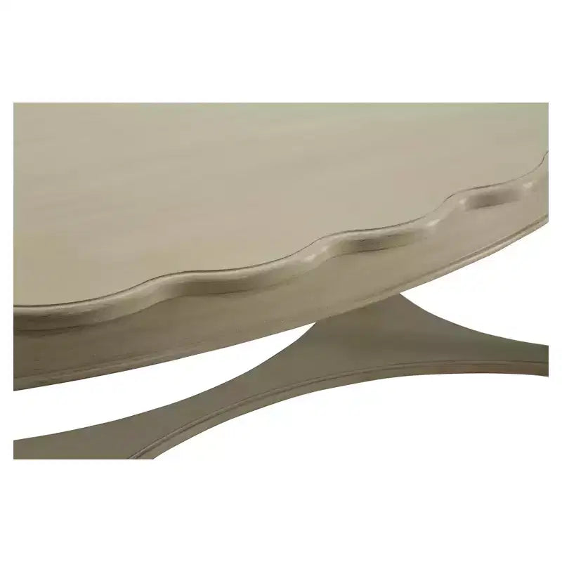 Table basse blanc cassé : Pieds en bois sculpté, finition antique, meuble de salon